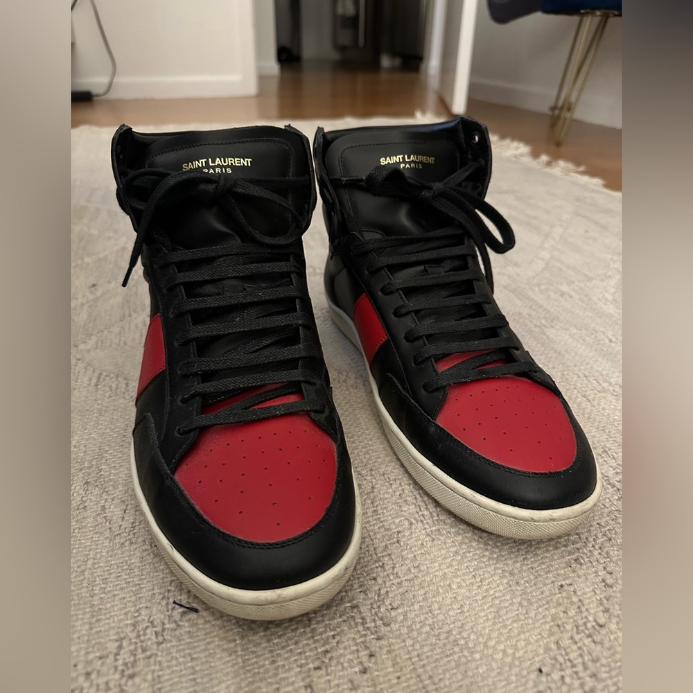 Saint Laurent SL/10H Signature Men’s Court Classic High-Top Sneakers Black-Red